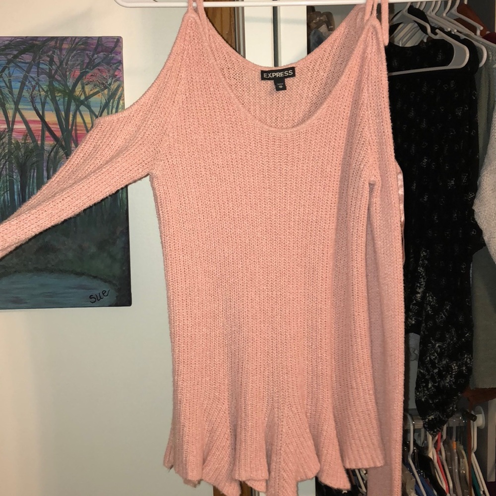 long sleeve express sweater . cut out shoulders.